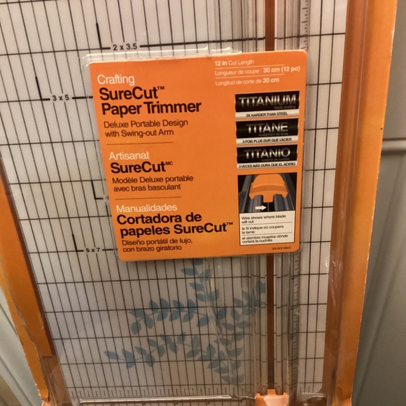 NEW Fiskars SureCut Scrapbooking Paper Trimmer 12" Cut - Orange - Picture 2 of 5